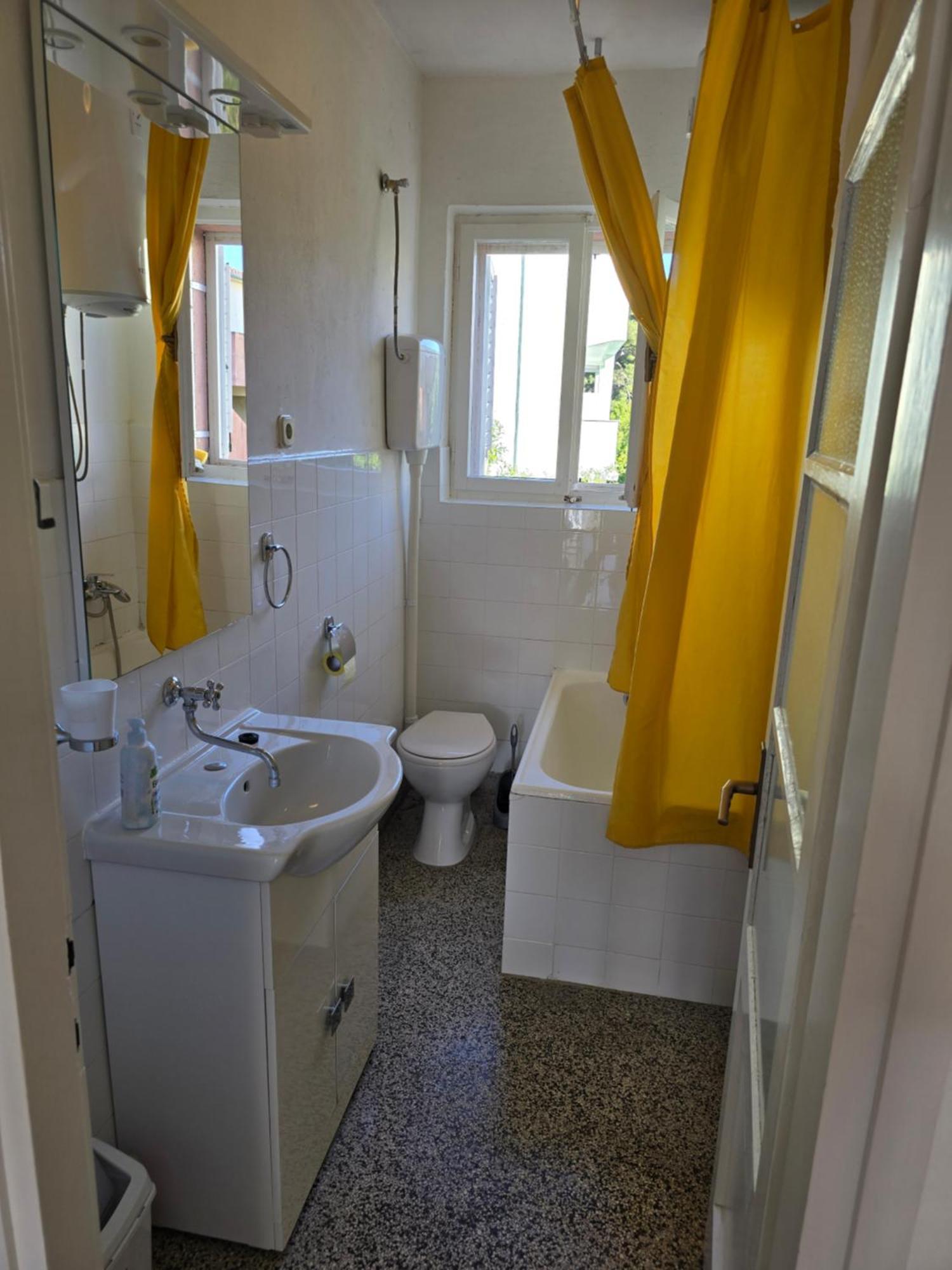 Apartment Tome Biograd Na Moru Exterior photo